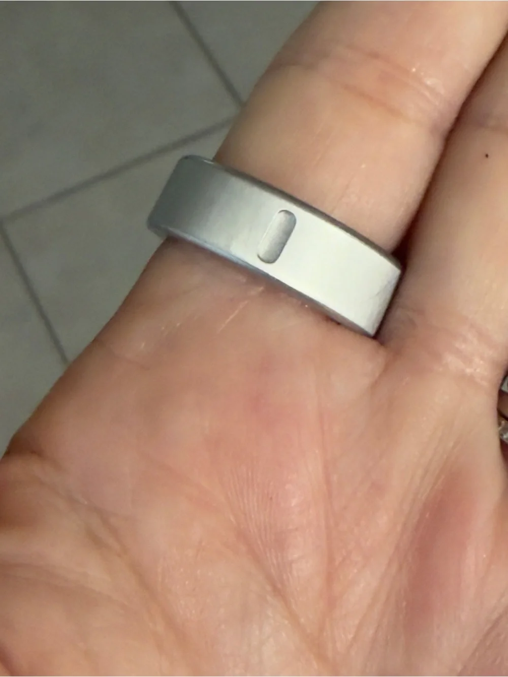 OURA 4 ring. Brushed Silver